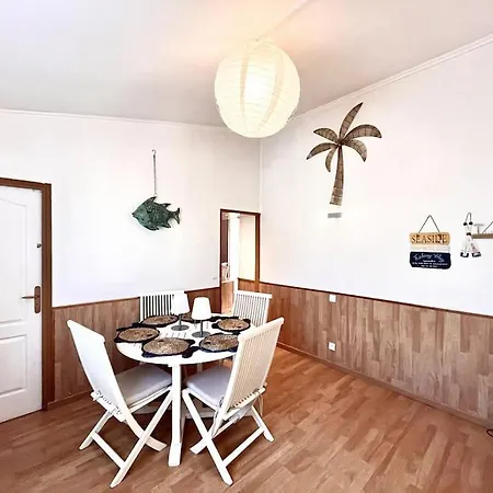 Дом отдыха Maison Marina Pietra Avec Jardin Pietracorbara