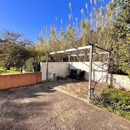 Дом отдыха Maison Marina Pietra Avec Jardin Pietracorbara
